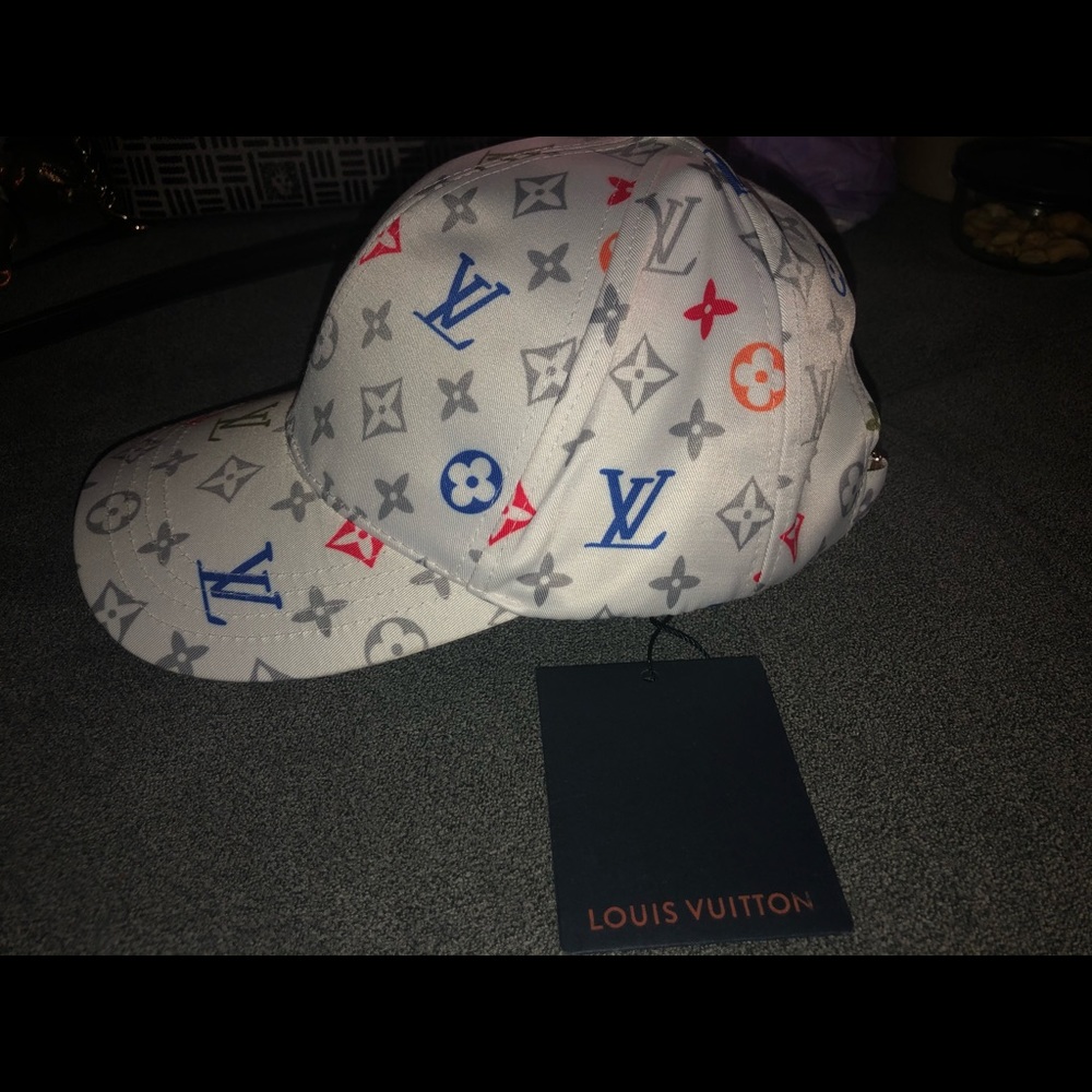 NWT Men’s Louis Vuitton Cap